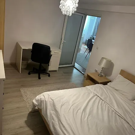 Apartment 10 Minute Walking To Untold Cluj-Napoca
